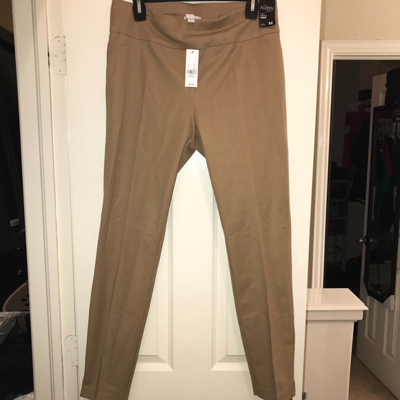 *SOLD* NY&CO Slim Leg Pants - Picture 2 of 4